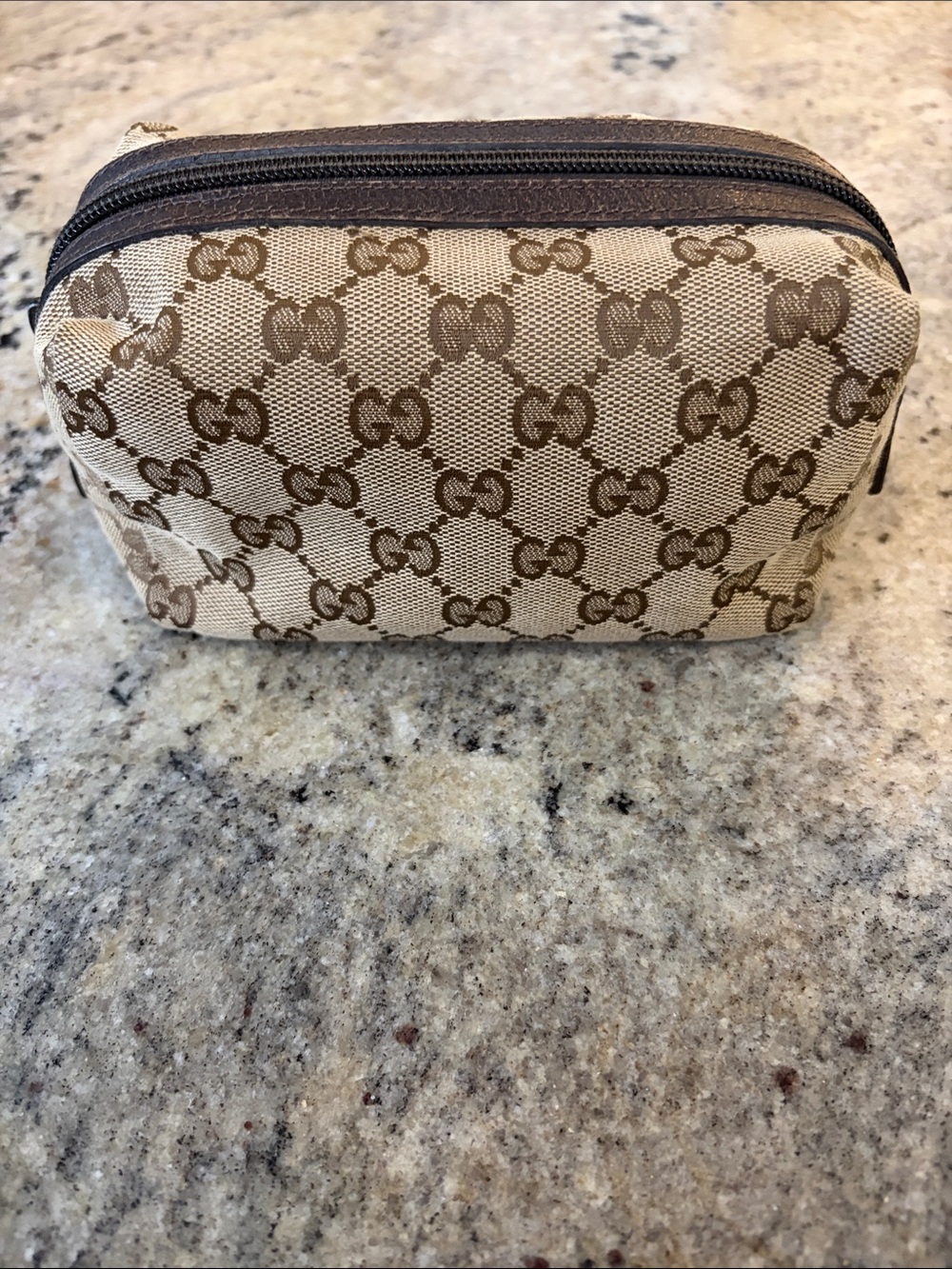 Authentic Vintage Gucci Beige and Brown GG Canvas Toiletry Pouch